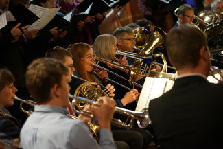 75 Jahre EKHN: Erzählkonzert